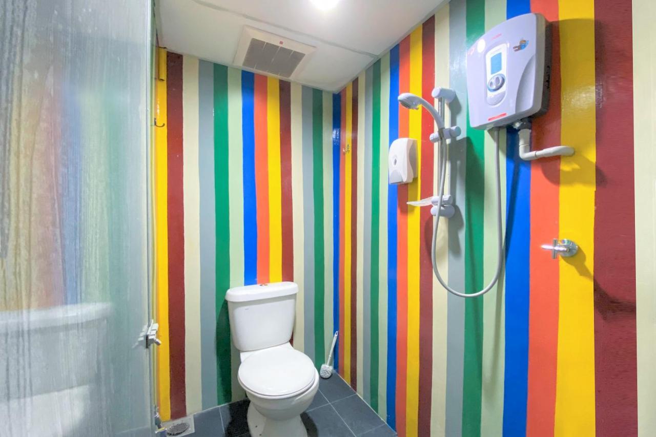 Spot On 90123 Rainbow Guest House George Town Exterior foto
